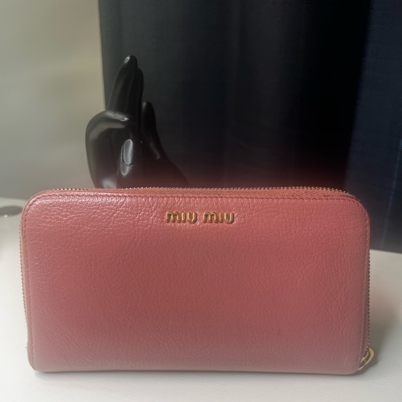 Miu Miu Handbags - EUC Miu Miu wallet